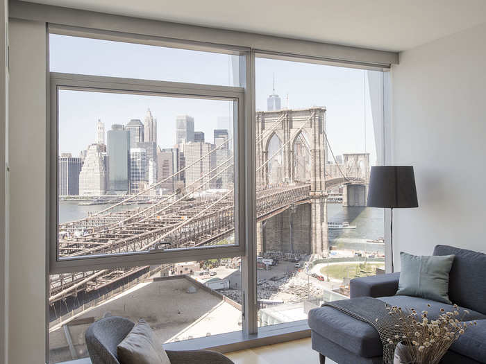 Though the views are different in each unit, the fact that the building is a mere 85 feet from the Brooklyn Bridge is definitely a plus.