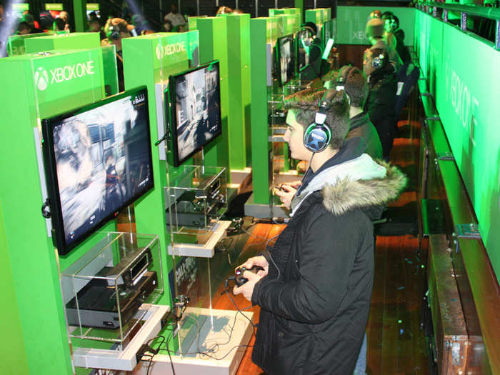 4. Xbox Live offers some great goodies and services