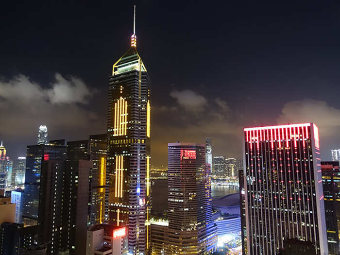 Determined to continue my slight buzz, I explored the Hong Kong nightlife with a friend. Finally, I got back to hotel right as the sun began to rise, and promptly fell asleep, capping off another crazy 24 hours flying high in the sky.