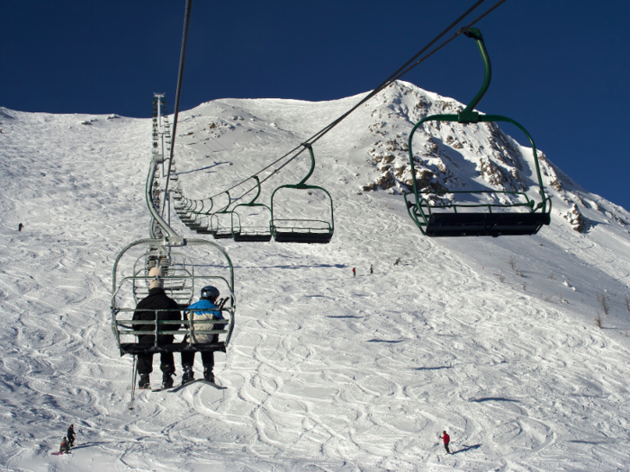 Located in Banff National Park, Lake Louise Ski Resort is one of the most gorgeous ski mountains in North America. It was named the Best Ski Resort in Canada by the World Ski Awards in 2014.