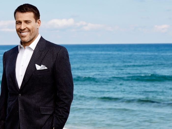 Tony Robbins, Sallie Krawcheck, and 6 more successful people share their financial goals for 2016