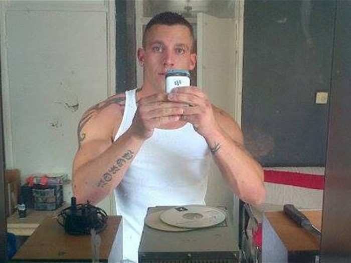 A British man, Ashley Keast, took a selfie while allegedly robbing a couple