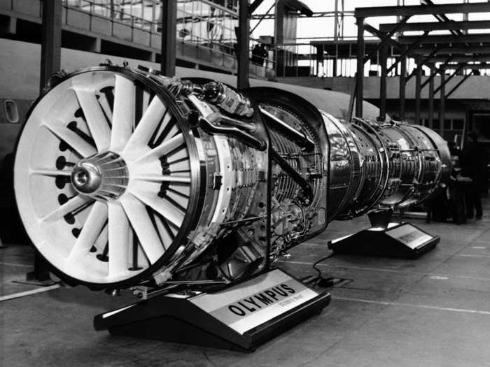 The engine selected to power the Concorde was the Olympus 593 turbojet, developed by Bristol Siddeley and Snecma.