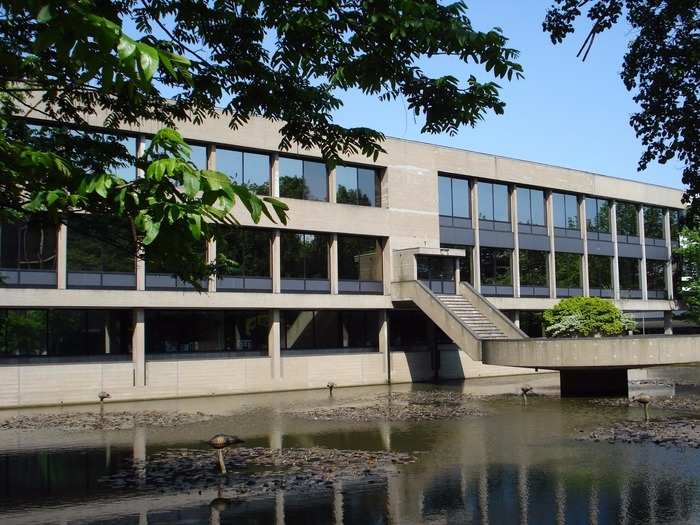 16. (42 out of 100) Rotterdam School of Management, Erasmus University — Rotterdam