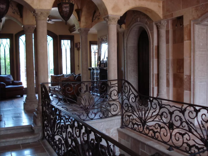 When only an Italian villa will do, go for this $10,000 Monte Sereno seven-bedroom home with room for you and 12 friends over Super Bowl weekend. It