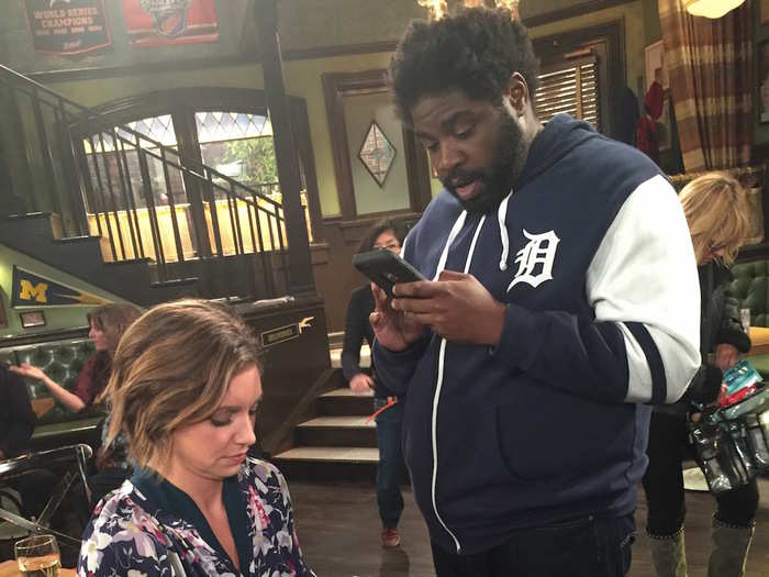 8:15 p.m. PT: Ron Funches (Shelly) and Bianca Kajlich (Leslie) tweet with fans during a commercial break.