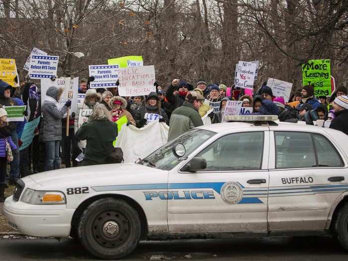 17. Buffalo, New York, had 50.2 violent crimes per 10,000 residents.