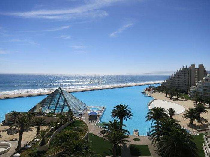 The San Alfonso del Mar resort in the Valparaiso region of Chile has the biggest pool in the world, with around 66 million gallons of water collected from the ocean through special technology. You can even navigate through the pool in small boats.