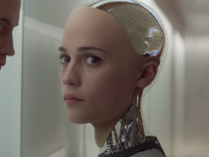 Playing an AI named Ava, Vikander was covered head-to-toe in a silver mesh body suit that took hours to prepare for filming. The final version onscreen is impressive, but Vikander