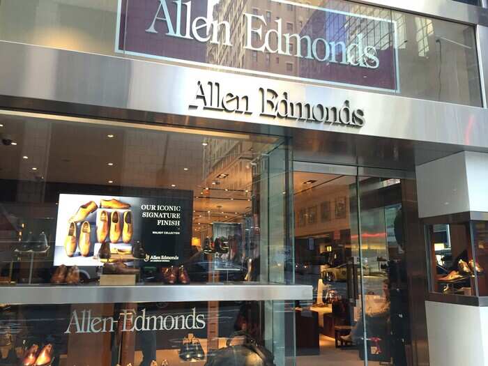 I was fitted for dress shoes for the first time and I was surprised to find out my real shoe size Business Insider India