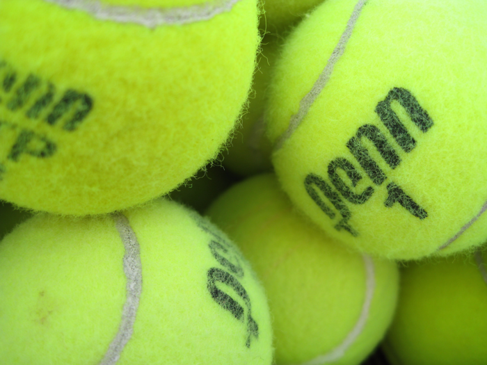 "How many tennis balls can fit in a plane?" — McKinsey associate candidate