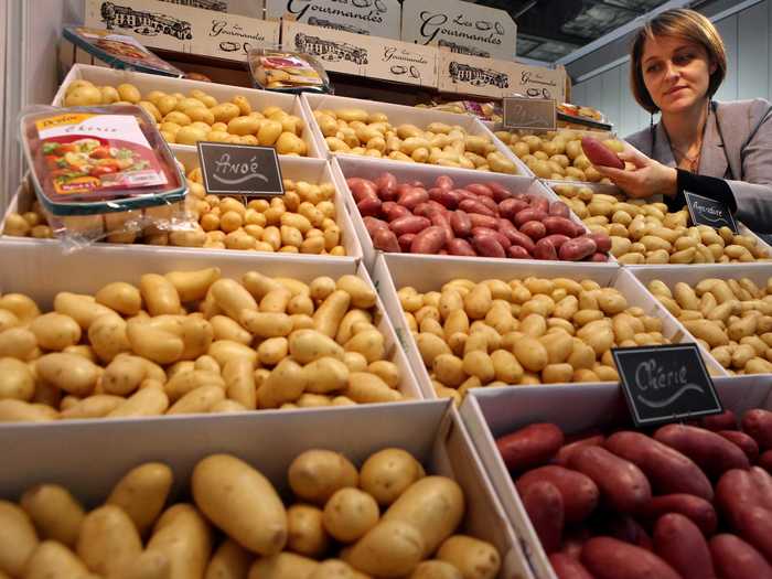 Greening of potatoes