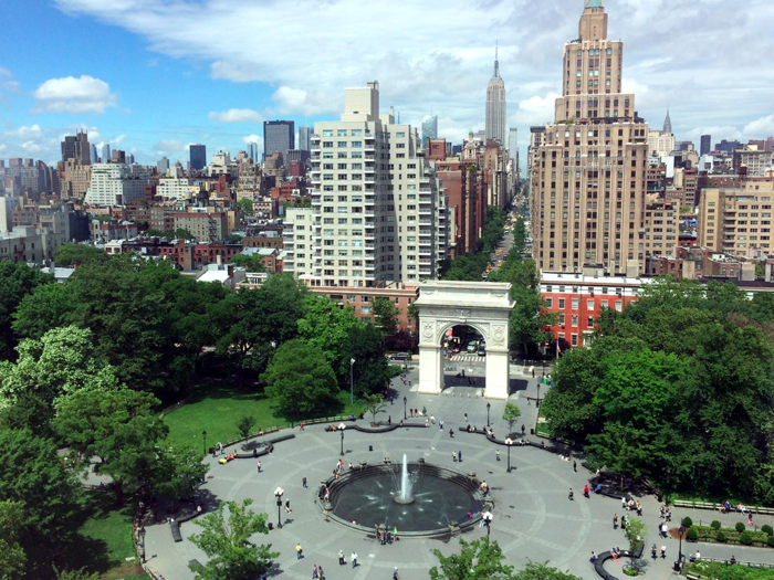 19 (joint). New York University: 84.1 — NYU is officially the best place in New York City to do a business and management degree. Students of business at the university attend the prestigious Stern School of Business.