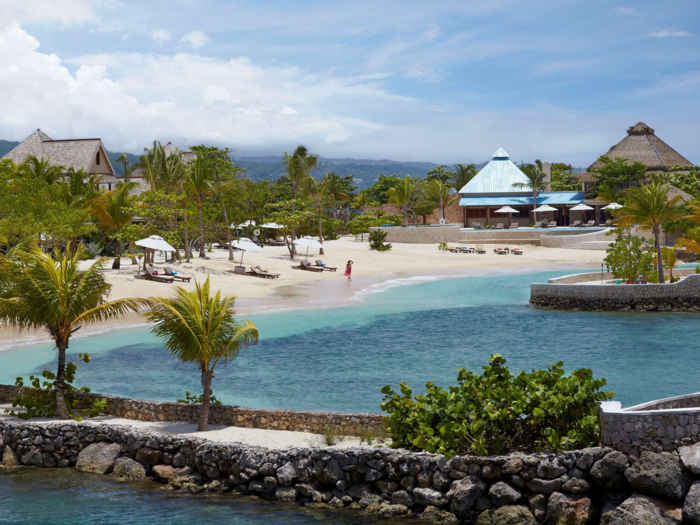 Or get some literary inspiration at the GoldenEye Hotel and Resort in Oracabessa Bay, which was built by James Bond author Ian Fleming. Featuring a variety of villas, beach huts, and lagoon cottages, the hotel also has the Fleming Villa, a private residence complete with its own beach, pool, and tropical garden.