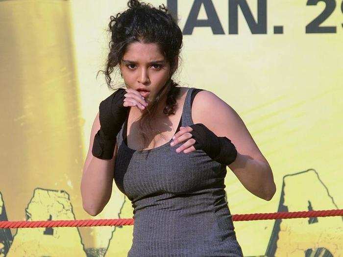 Special Mention: Ritika Singh for the film Saala Khadoos