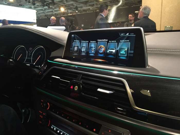 Then, you just get in the car. The app automatically and wirelessly connects to the BMW