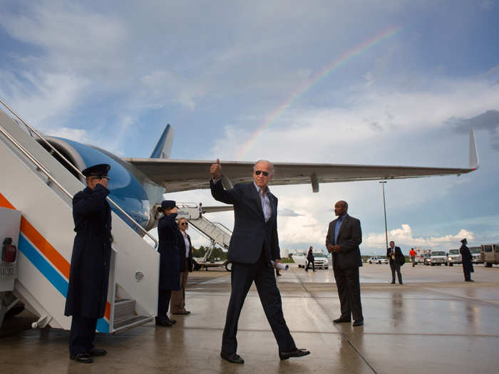 Biden gives Lienemann a big thumps up at the Southwest Florida International Airport on September 28, 2012.