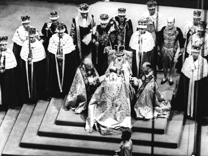 1953: On June 2, 1953, Elizabeth was crowned at Westminster Abbey, making her the 39th sovereign to be crowned in the iconic church. Although she officially became queen in 1952 after the passing of her father, King George, her coronation wasn