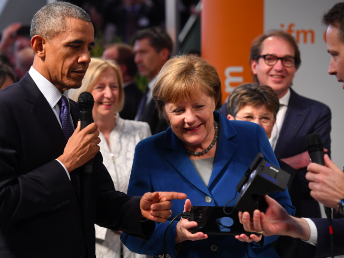 PHOTOS: Barack Obama geeked out with a virtual reality headset in Germany