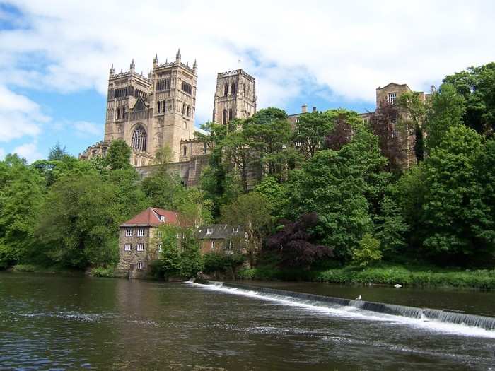 4. Durham (524) — Durham University in northern England has over 140 degree programmes for its undergraduates. 90% of students are satisfied with their experience here.