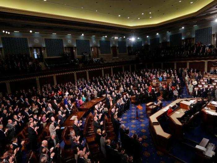 The House of Representatives has how many voting members?