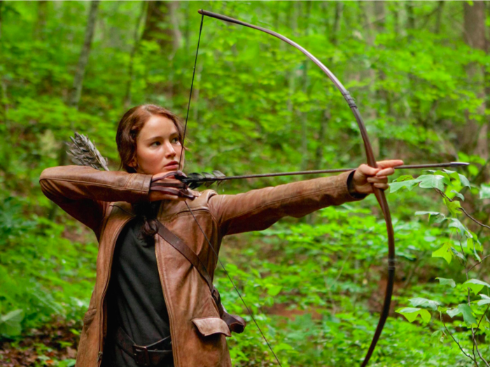 “Katniss Everdeen” hero wooden District 12 hunting bow from The Hunger Games