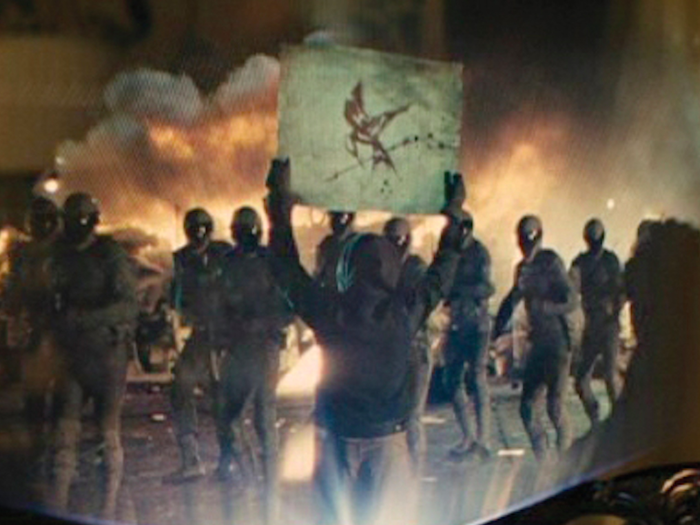 Mockingjay graffiti-tagged board from The Hunger Games: Catching Fire.