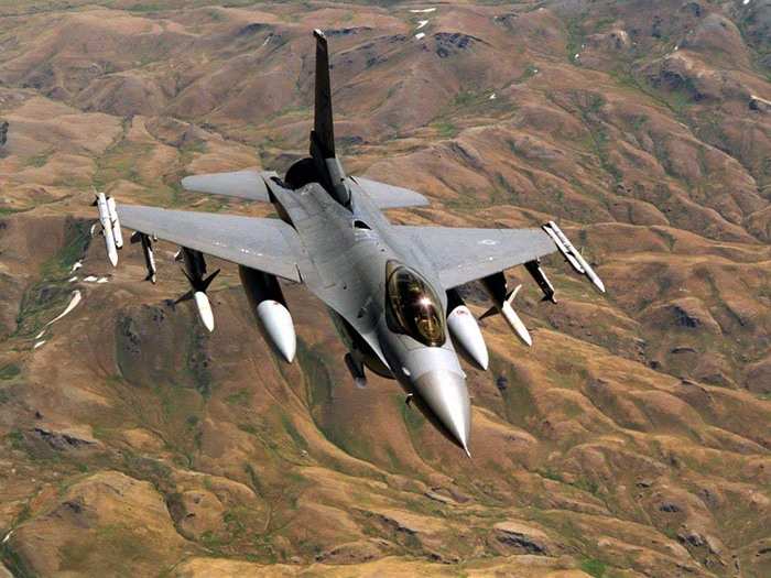 F-16 Fighting Falcon