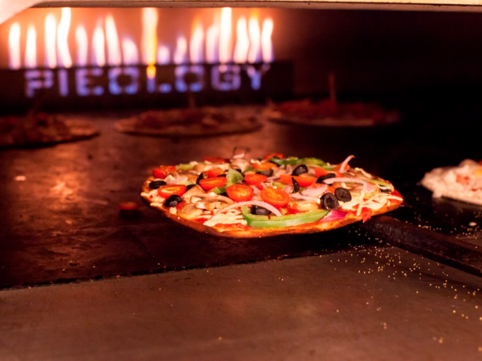 Pieology is growing rapidly by innovating in the pizza sector.