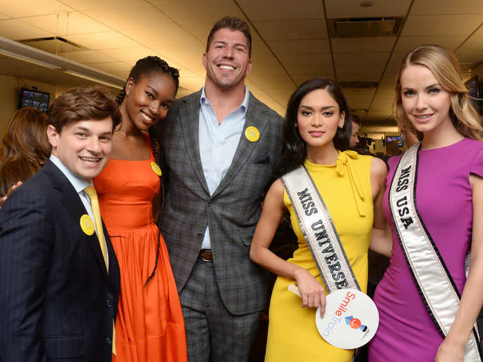 David Diehl posed with Damaris Lewis, Pia Alonzo Wurtzbach, Olivia Jordan.