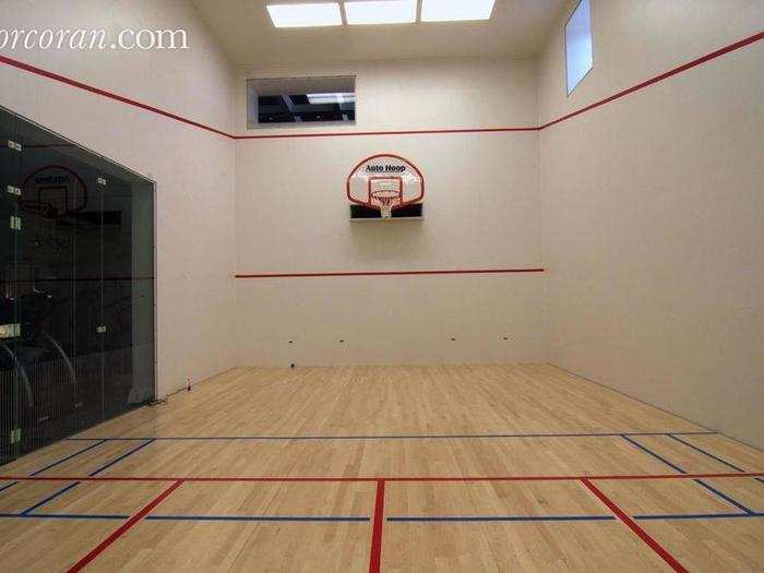 You can also play squash and racquetball.