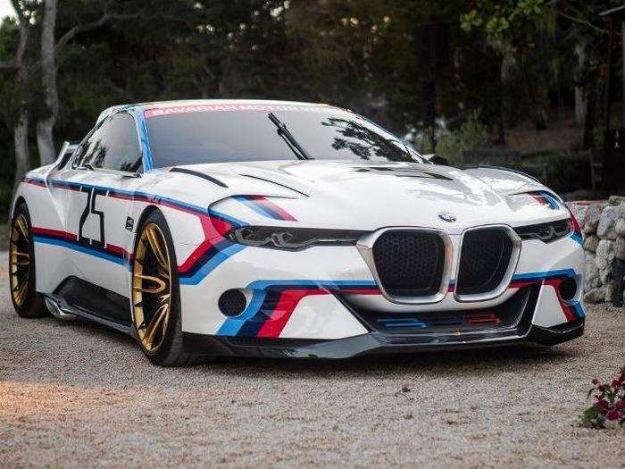 Also in 2015, at the Concours d’Elegance in Pebble Beach, BMW displayed the BMW 3.0 CSL Hommage R. It