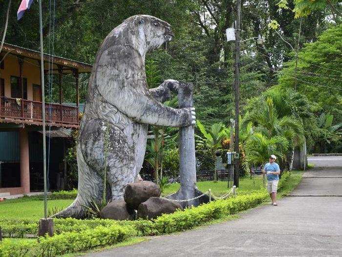 Inside the gates, the pathway widened into a large driveway, where I was greeted by this giant stone fellow. Don