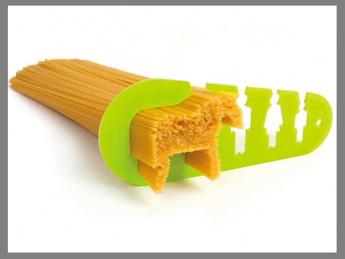 A pasta measuring tool