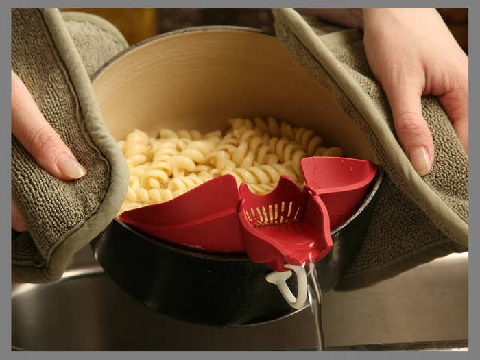 Clip-on strainer