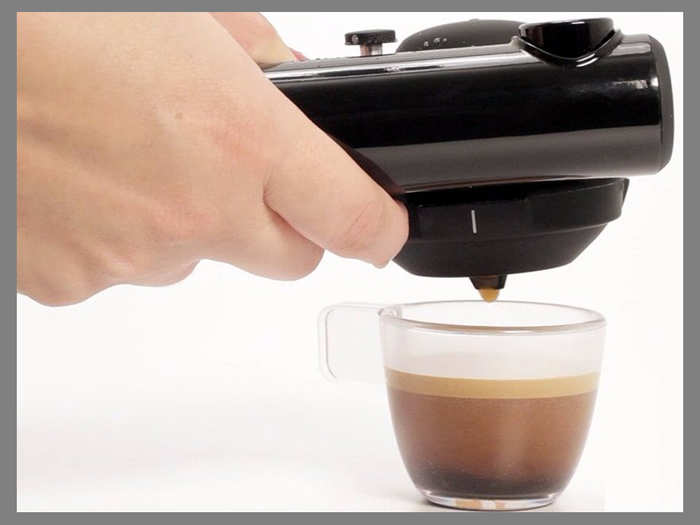 Handheld espresso maker