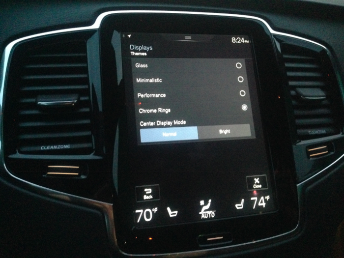 9. Customizable displays make the car more personalized and easier to use.