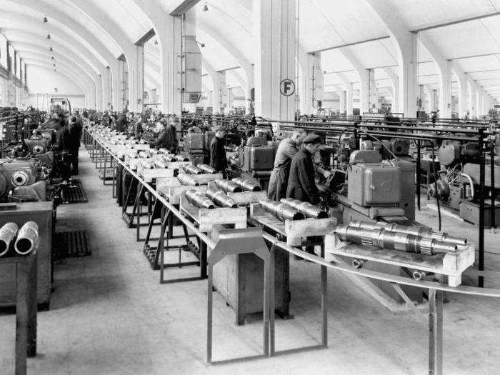Once the Nazis came to power, BMW again began producing military equipment. Forced laborers built machines that fueled the German war effort; most were prisoners of war or inmates of the nearby Dachau concentration camp.