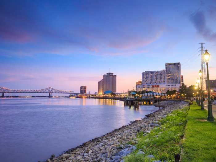 24. New Orleans, located on the Mississippi River in Louisiana, is famous for its around-the-clock nightlife and its bustling live-music scene. Besides its Mardi Gras celebrations, which include week-long parties and parades, the city is also known for its delectable Cajun and Creole cuisine.