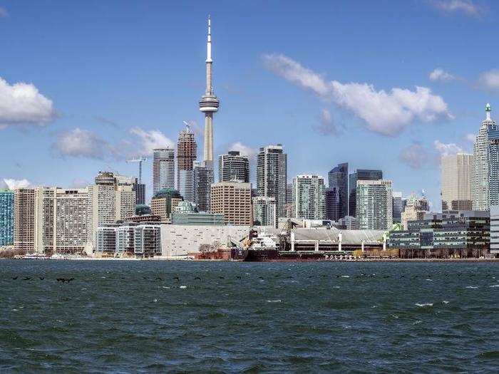 No. 18: Toronto has 2,102 tall buildings in 629 square kilometers.