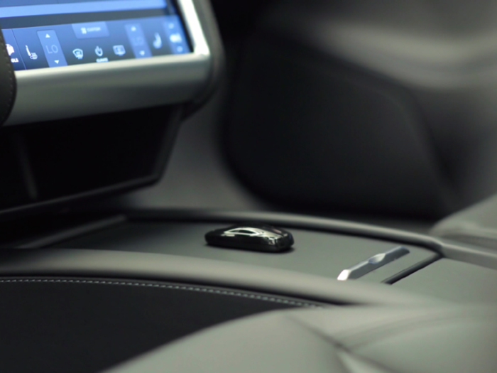 9. The key fob is actually designed to look like the Model S. To open the front or rear trunk, double click that area of the key fob. You can click the key fob again while the rear lift gate is in motion to stop it.