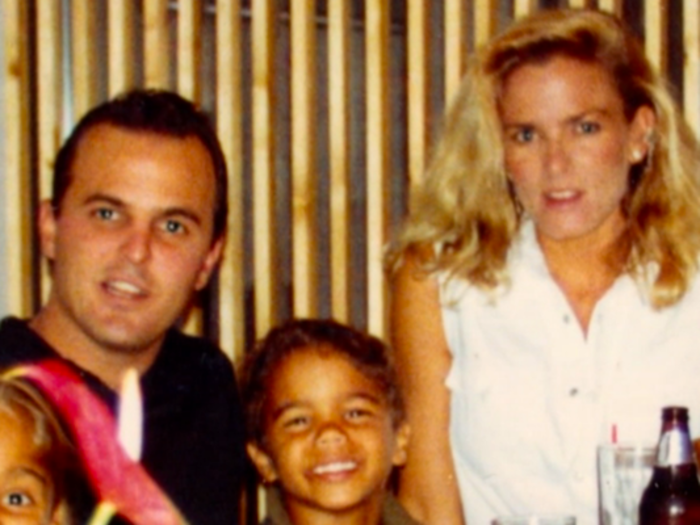 Nicole finally separated from Simpson in the early 1990s. She carried on relationships with other men.