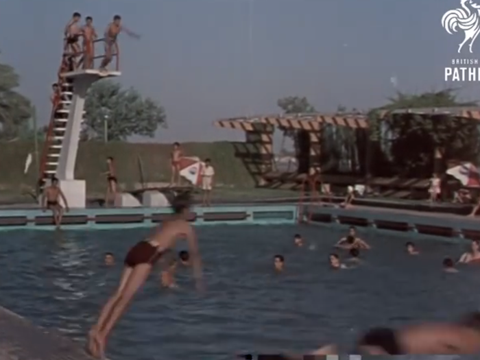 Public pools were becoming more common throughout the city.