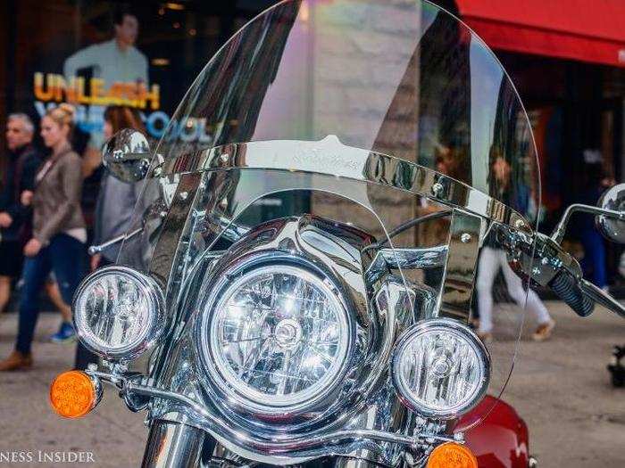 This is a familiar setup for the windscreen, headlights, and turn signals. But wow — check out all that chrome! The screen can be quickly removed, by the way.