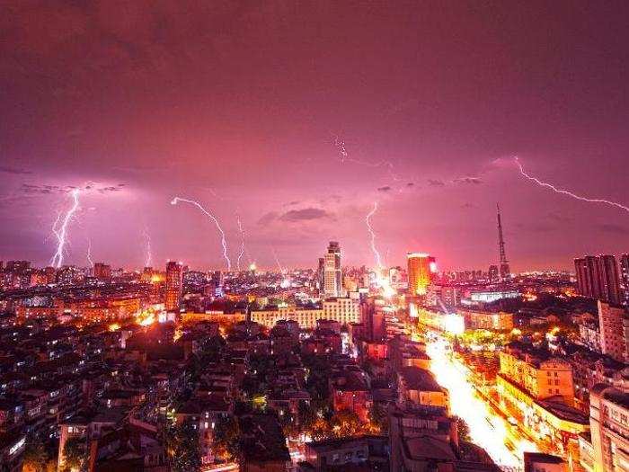 All that heat points to the fact that lightning is powerful: The energy in a single bolt would be enough to power a 60-watt light bulb for 6 months. In early September 2014, these bolts lit up Kunshan, a city in eastern China, dazzling the otherwise well-lit city.