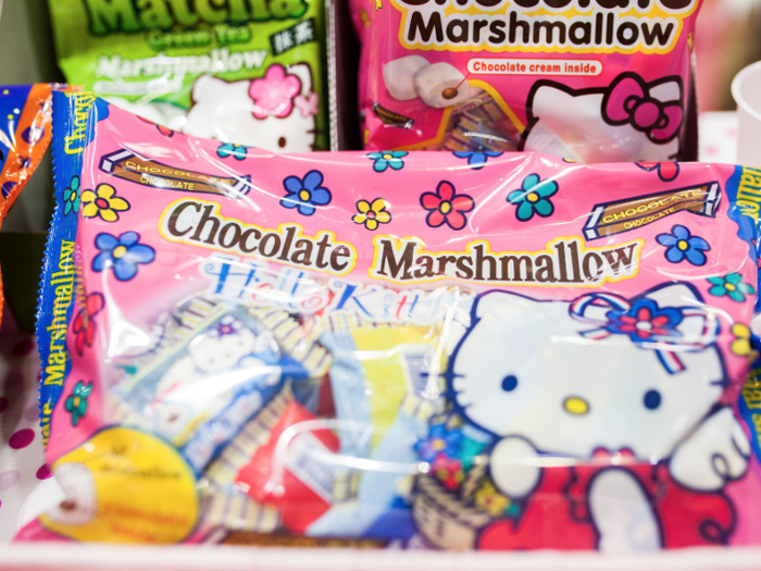 Hello Kitty chocolate marshmallow