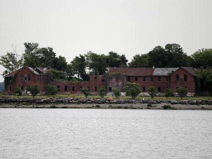 It was turned into a cemetery in 1869. A prison on the island housed Confederate soldiers at the time.