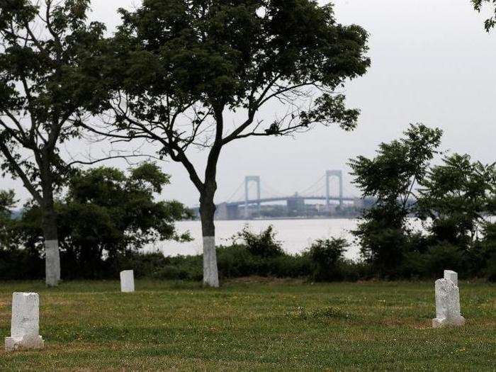 The island was originally intended for the burial of "strangers." After the Civil War, those considered "strangers" in New York City included African Americans, immigrants, and those who had died in the city