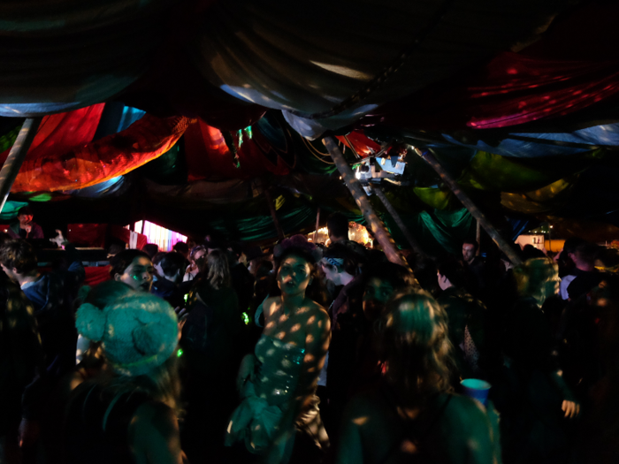 GLASTONBURY 2016: Big, beautiful photos from the greatest (and muddiest) party on Earth