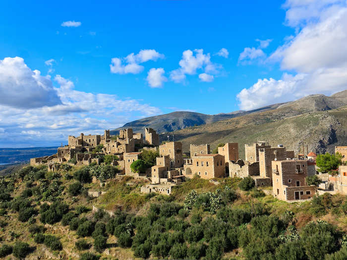 Walk through the Mani, a hilly region in Greece